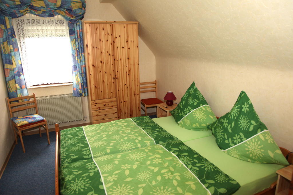 Ferienwohnung Sauer Hillscheid Zimmer foto