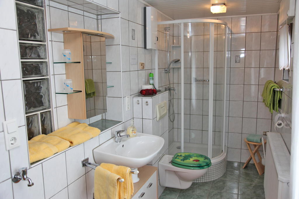 Ferienwohnung Sauer Hillscheid Zimmer foto
